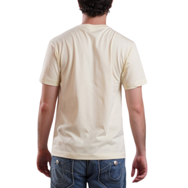 32 Camiseta Silueta Essential 200gr – 100% Algodón Peruano