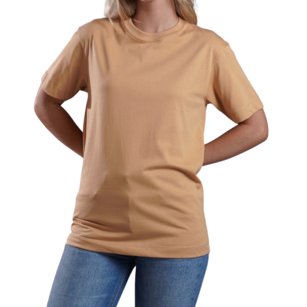 6 Camiseta Silueta Essential 200gr – 100% Algodón Peruano – Camel